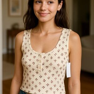 NWT Live in the Moment Floral Henley Crop Tank Top Sz S Cream Pink Button Front